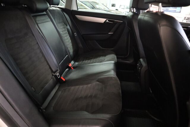 VOLKSWAGEN Passat 2014 Variant Highline 1,6 TDI 77 kW (105 hv) BlueMotion Technology DSG-automaatti