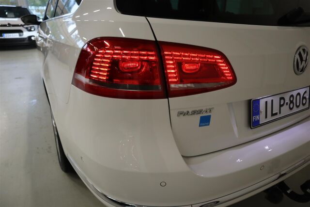 VOLKSWAGEN Passat 2014 Variant Highline 1,6 TDI 77 kW (105 hv) BlueMotion Technology DSG-automaatti