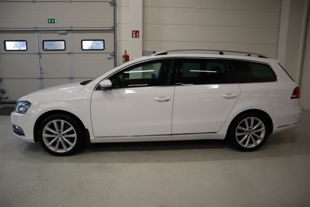 VOLKSWAGEN Passat 2014 Variant Highline 1,6 TDI 77 kW (105 hv) BlueMotion Technology DSG-automaatti
