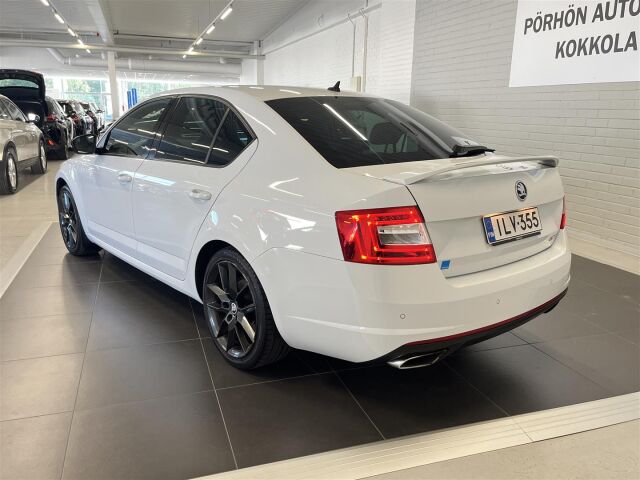 SKODA Octavia 2015 2,0 TDI RS, vähän ajettu yksilö!