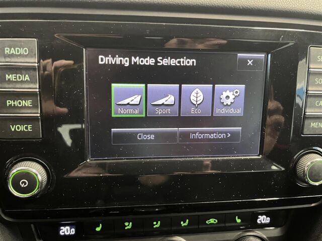 SKODA Octavia 2015 2,0 TDI RS, vähän ajettu yksilö!