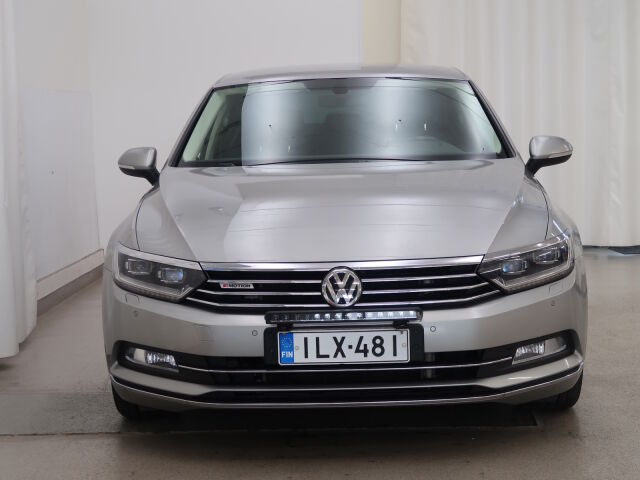Volkswagen Passat 2015 Sedan Highline 2,0 TDI Biturbo 176 kW (240 hv) BMT 4MOTION DSG-automaatti