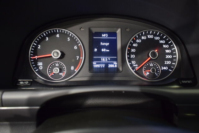 VOLKSWAGEN Touran 2015 Family Edition 1,4 TSI 103 kW (140 hv) DSG-automaatti* 1.om, 7-paikkainen*
