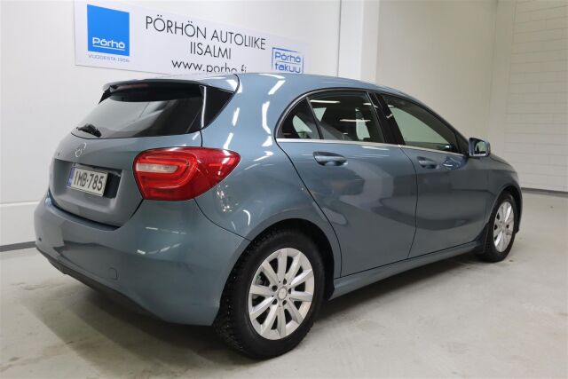 MERCEDES-BENZ A 2015 180 BE Premium Business