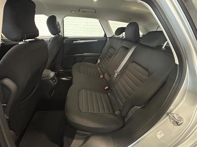FORD Mondeo 2016 1,5 EcoBoost 160hv M6 Trend Wagon