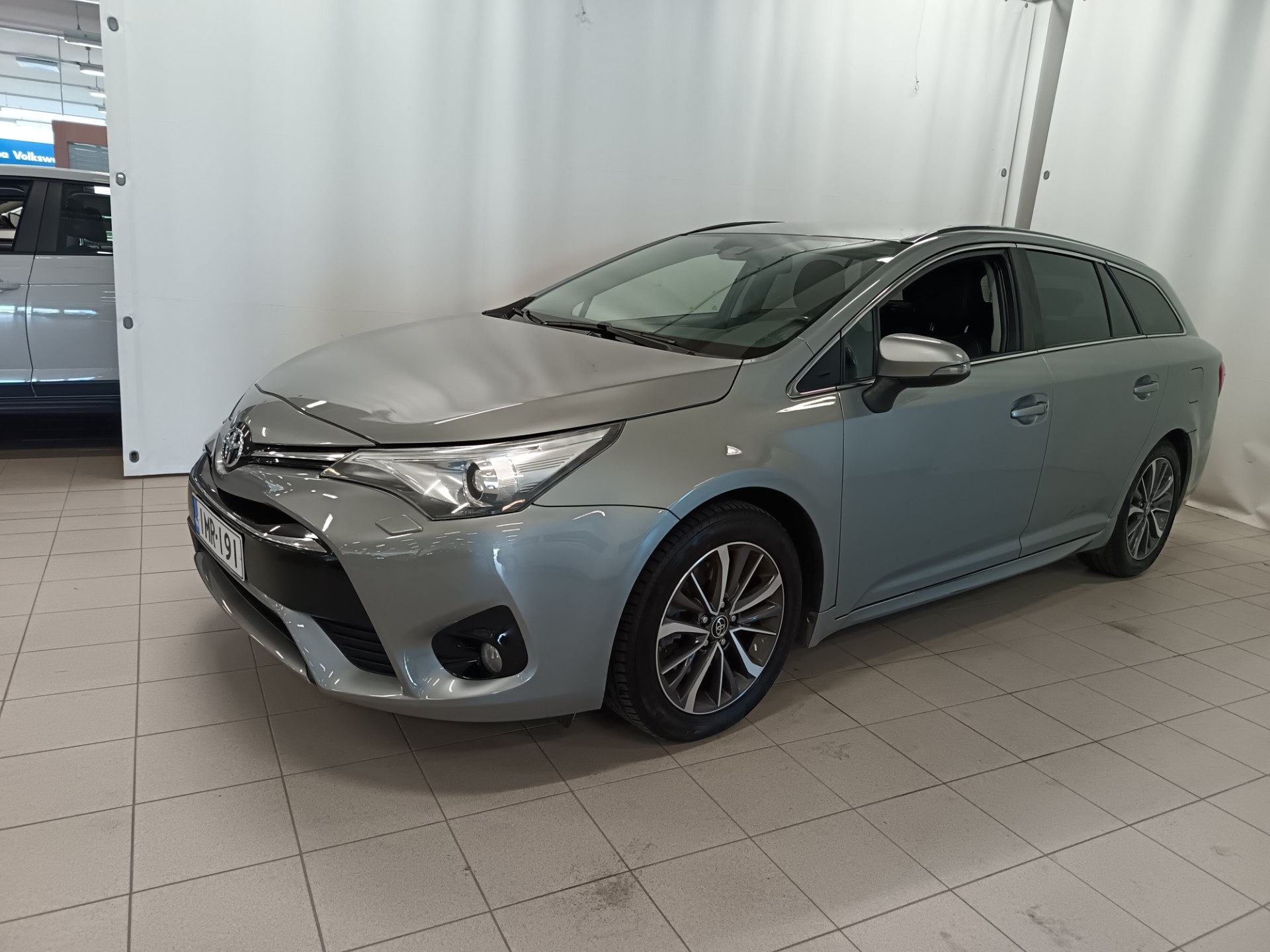 Toyota Avensis 2016, kuva 2/30