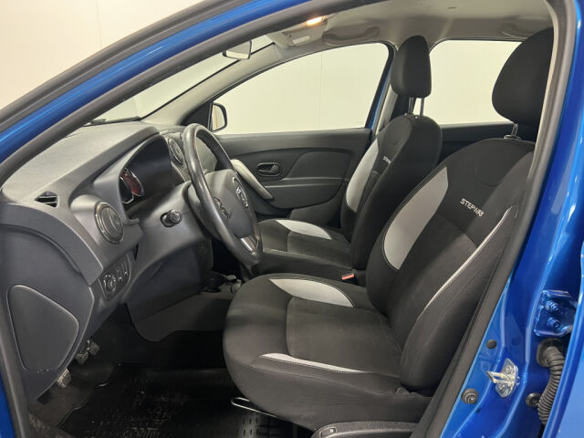 DACIA Sandero 2016 Stepway TCe 90 S&S Prestige *Navi *Vakionopeudensäädin *Juuri huollettu