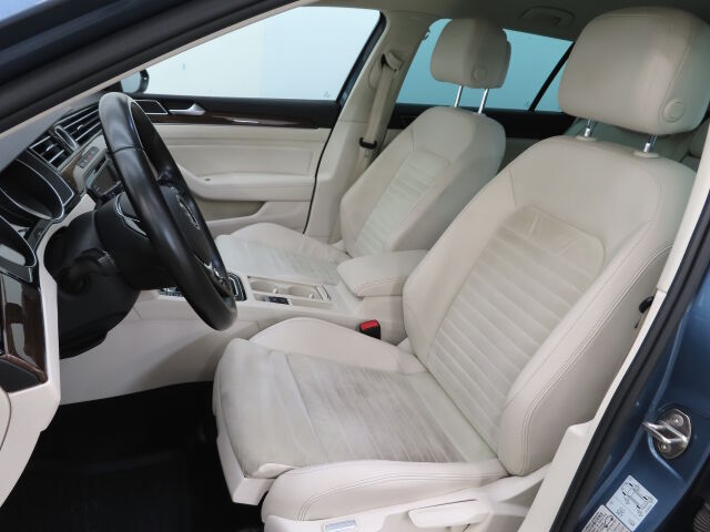 Volkswagen Passat 2016 Variant Highline 1,8 TSI 132 kW (180 hv) BlueMotion Technology DSG-automaatti