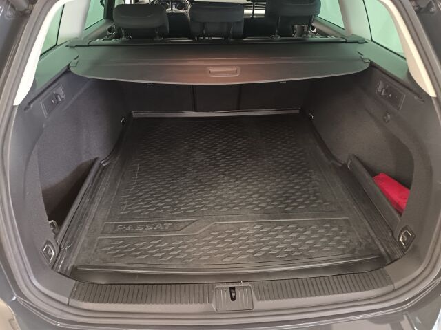 VOLKSWAGEN Passat 2017 Variant Comfortline 1,4 TSI 92 kW (125 hv) DSG-automaatti