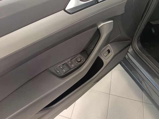 VOLKSWAGEN Passat 2017 Variant Comfortline 1,4 TSI 92 kW (125 hv) DSG-automaatti