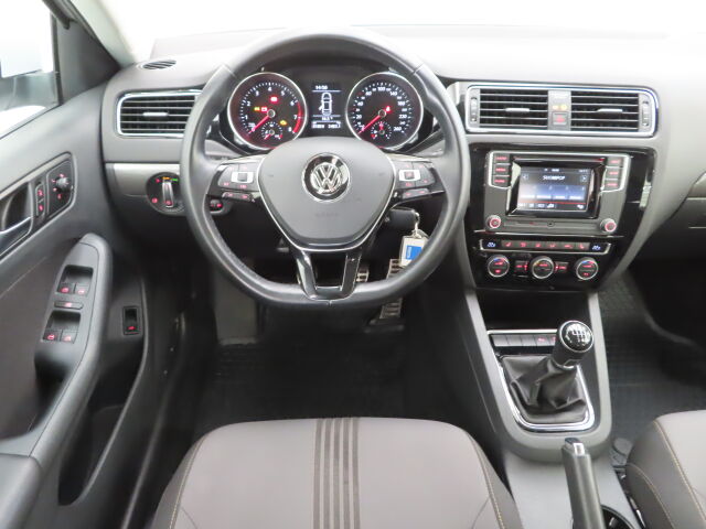 Volkswagen Jetta 2016 Allstar 1,2 TSI 77 kW (105 hv)