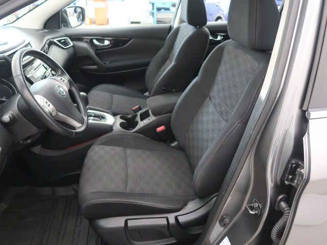 Nissan Qashqai 2017 DIG-T 115 Acenta 2WD Xtronic E6 Safety Pack