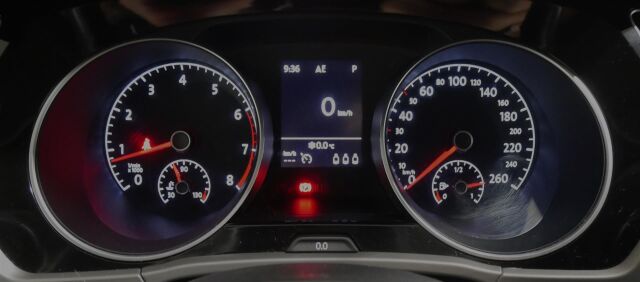 VOLKSWAGEN Touran 2016 Comfortline 1,4 TSI 110 kW (150 hv) DSG-automaatti