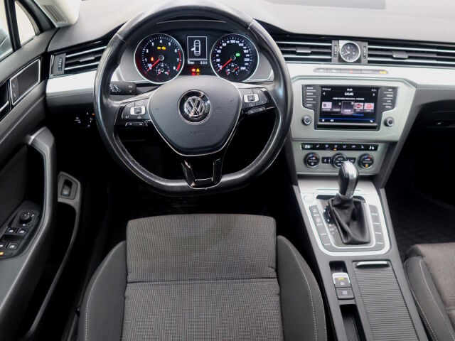 Volkswagen Passat 2016 Sedan Comfortline 1,4 TSI 92 kW (125 hv) DSG-automaatti