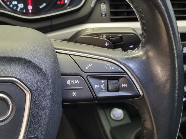 AUDI A4 2017 Sedan Pro Business 2,0 TFSI 140 kW S tronic / Suomi-Auto / Vetokoukku / M-Lämmitin