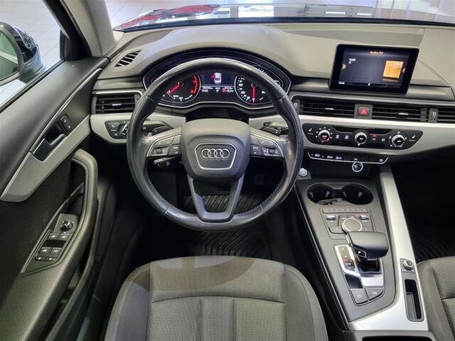AUDI A4 2017 Sedan Pro Business 2,0 TFSI 140 kW S tronic / Suomi-Auto / Vetokoukku / M-Lämmitin