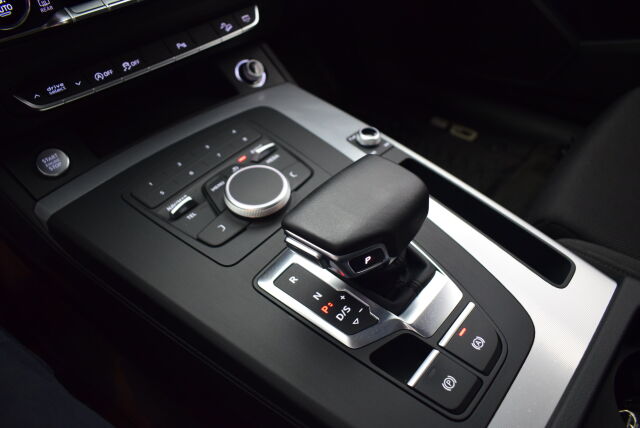 AUDI Q5 2017 Business Sport 2,0 TDI 140 kW quattro S tronic