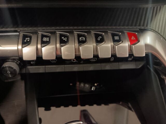 PEUGEOT 3008 2017 Active BlueHDi 120 Automaatti