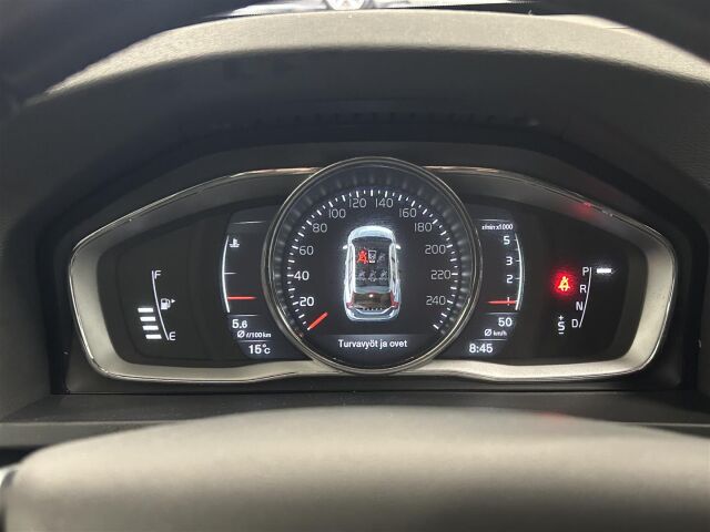 VOLVO V60 2018 D3 Business Classic Summum aut / Webasto / Navi / Keyless Go / Nahkapenkit /