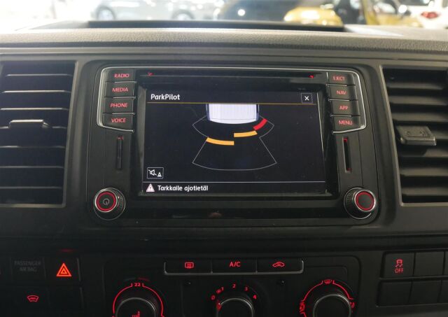 VOLKSWAGEN Transporter 2018 umpipakettiauto Pitkä 2,0 TDI 150 kW 4Motion DSG "Winter Edition"