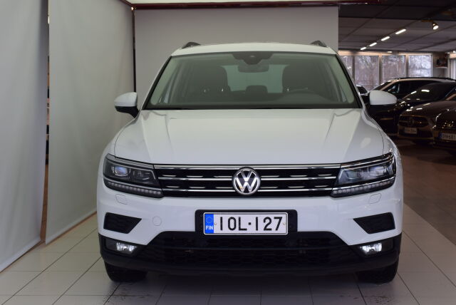 VOLKSWAGEN Tiguan 2018 Comfortline 2,0 TDI SCR 110 kW (150 hv) 4MOTION DSG-automaatti
