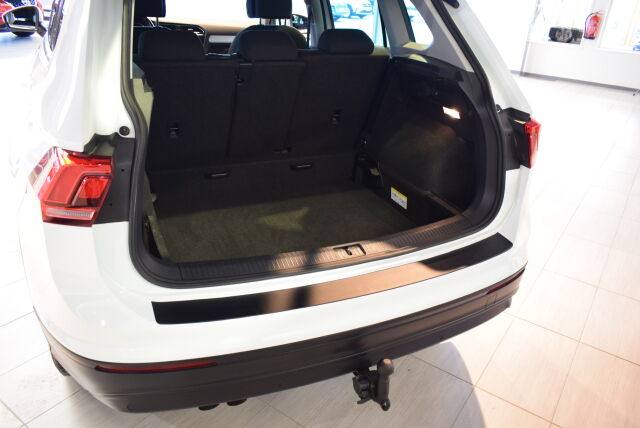 VOLKSWAGEN Tiguan 2018 Comfortline 2,0 TDI SCR 110 kW (150 hv) 4MOTION DSG-automaatti