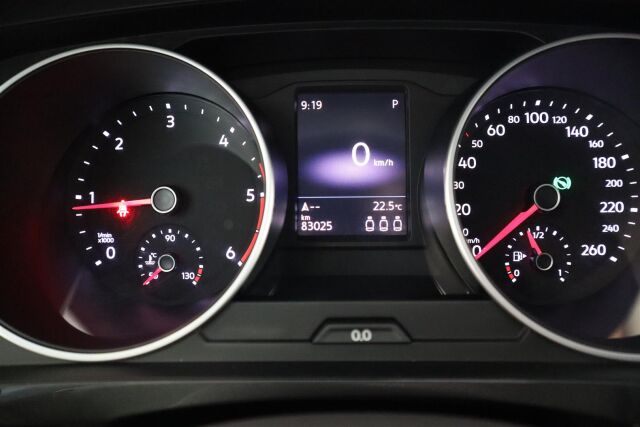 VOLKSWAGEN Tiguan 2019 Comfortline 2,0 TDI SCR 110 kW (150 hv) 4MOTION DSG-automaatti