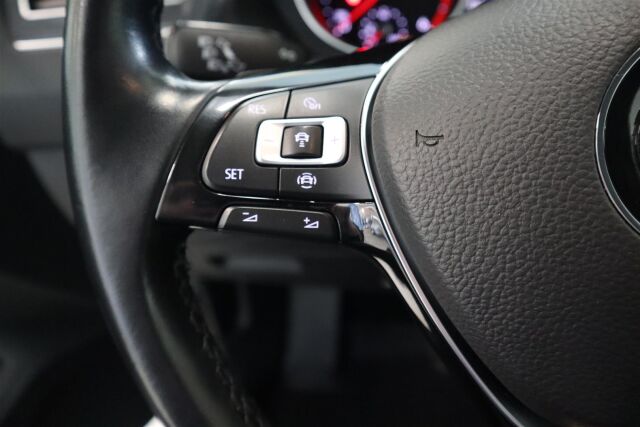 VOLKSWAGEN Tiguan 2019 Comfortline 2,0 TDI SCR 110 kW (150 hv) 4MOTION DSG-automaatti