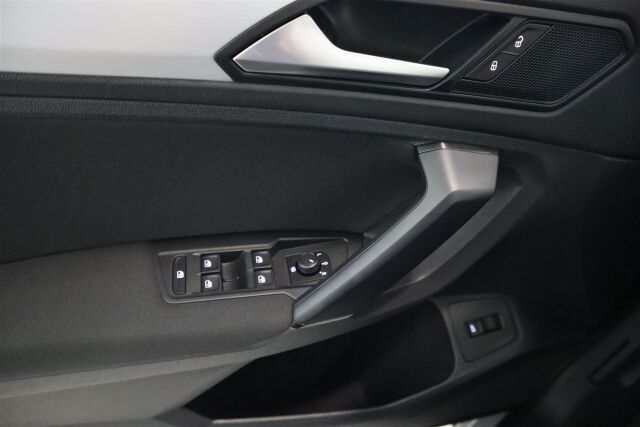 VOLKSWAGEN Tiguan 2019 Comfortline 2,0 TDI SCR 110 kW (150 hv) 4MOTION DSG-automaatti