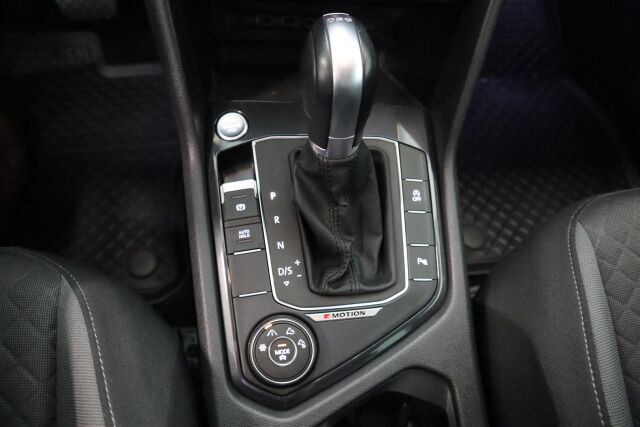 VOLKSWAGEN Tiguan 2019 Comfortline 2,0 TDI SCR 110 kW (150 hv) 4MOTION DSG-automaatti