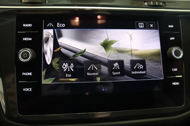VOLKSWAGEN Tiguan 2019 Comfortline 2,0 TDI SCR 110 kW (150 hv) 4MOTION DSG-automaatti