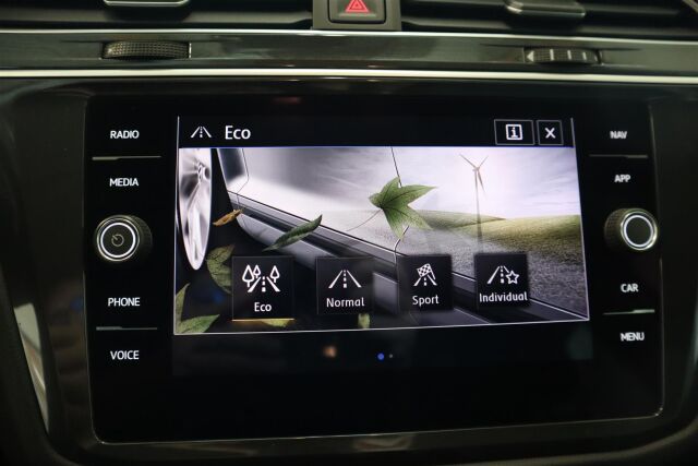 VOLKSWAGEN Tiguan 2019 Comfortline 2,0 TDI SCR 110 kW (150 hv) 4MOTION DSG-automaatti
