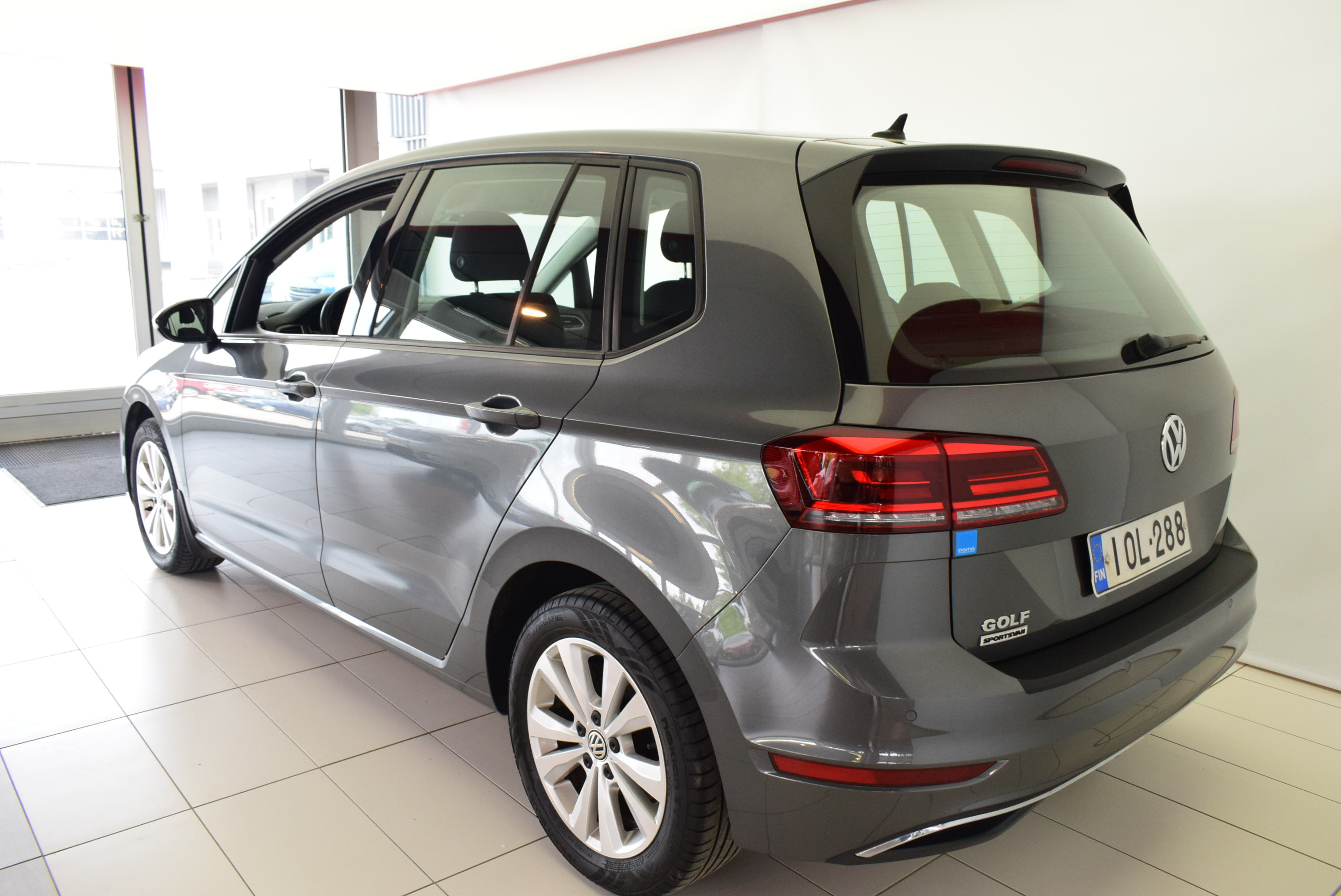 Volkswagen Golf Sportsvan 2018, kuva 4/9