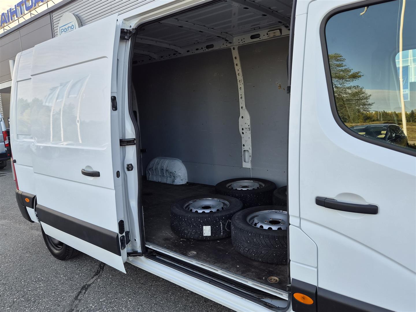 Nissan NV400 2018, kuva 6/16