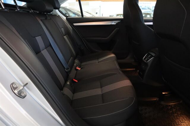 SKODA Octavia 2018 1,5 TSI Ambition