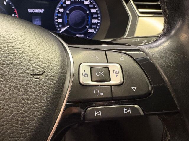 VOLKSWAGEN Passat 2017 Variant R-Line 2,0 TDI 140 kW (190 hv) 4MOTION DSG-automaatti