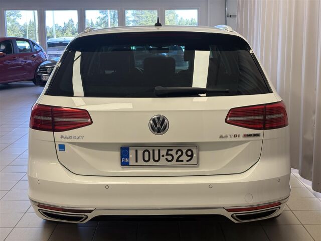 VOLKSWAGEN Passat 2017 Variant R-Line 2,0 TDI 140 kW (190 hv) 4MOTION DSG-automaatti