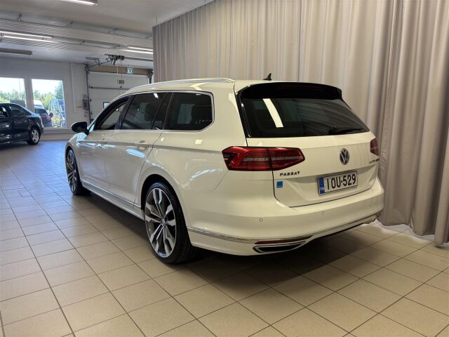 VOLKSWAGEN Passat 2017 Variant R-Line 2,0 TDI 140 kW (190 hv) 4MOTION DSG-automaatti