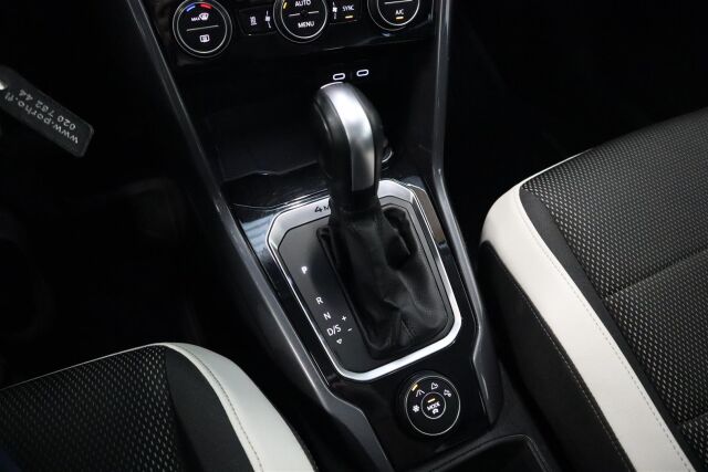 VOLKSWAGEN T-Roc 2021 Sport 2,0 TSI 140 kW (190 hv) 4MOTION DSG-automaatti