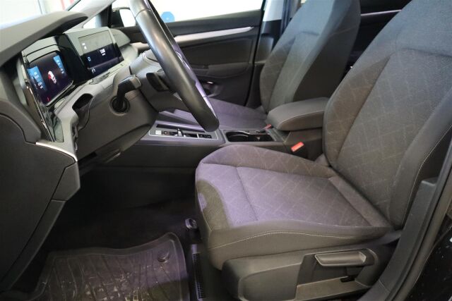 VOLKSWAGEN Golf 2021 Style Business 1,5 eTSI 96 kW (MHEV) DSG-automaatti