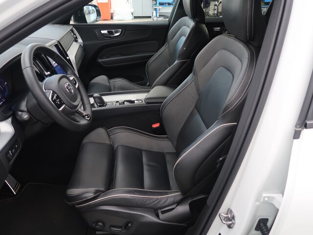 Volvo XC60 2021 T6 TwE AWD Business R-Design Edition aut