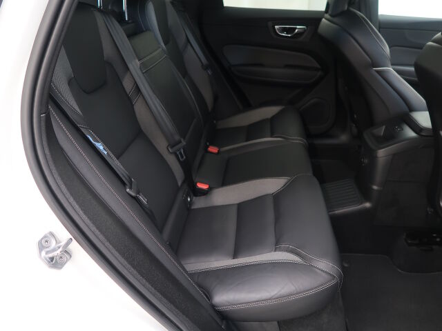 Volvo XC60 2021 T6 TwE AWD Business R-Design Edition aut