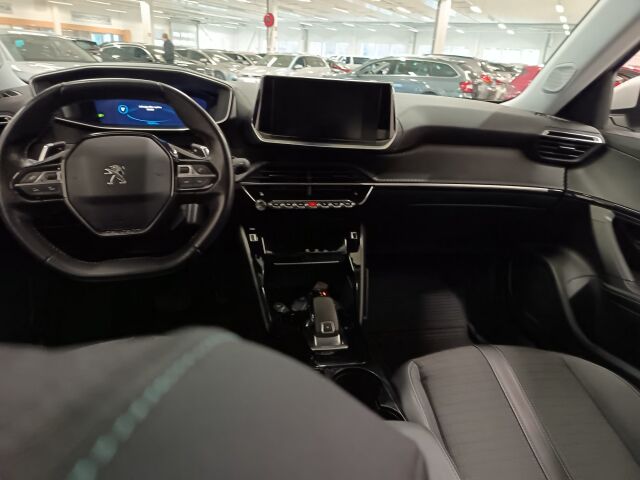 PEUGEOT 2008 2021 Allure Pack Motion PureTech 130 EAT8-automaatti