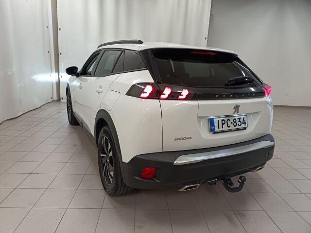 PEUGEOT 2008 2021 Allure Pack Motion PureTech 130 EAT8-automaatti