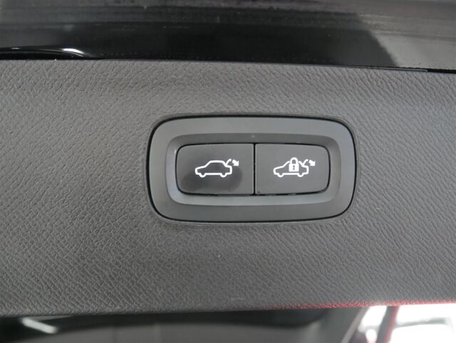 VOLVO XC90 2022 T8 TwE AWD R-Design aut