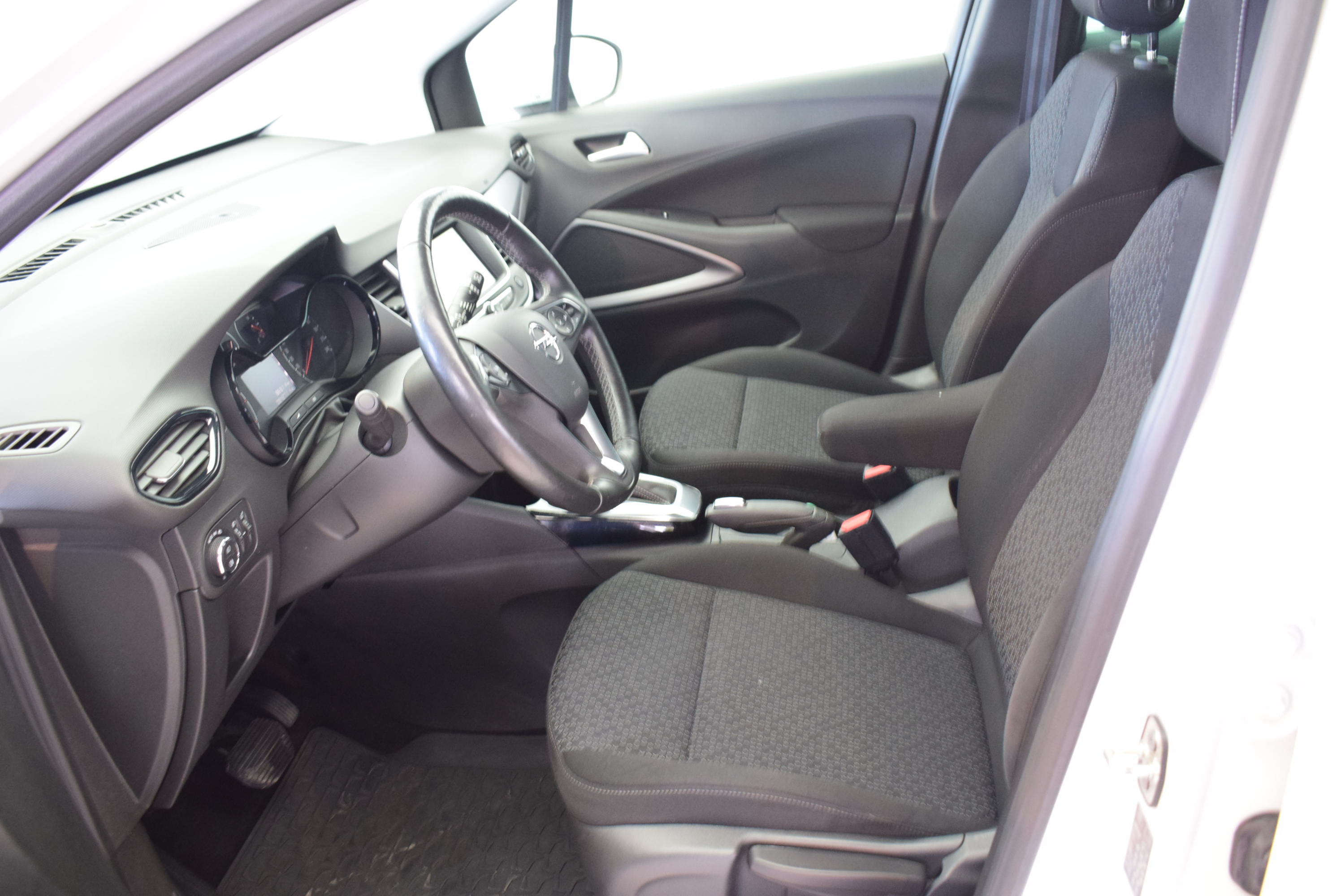 Opel Crossland 2020, bild 6/8