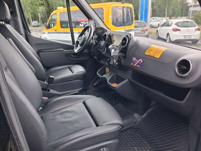 Mercedes-Benz Sprinter 2023 317CDI RWD-3,5/37 KB keskipitkä A2 A Tamlans 1+8 Esteetön/12 koulululaispaikkaa/Invahissi/Sis. Alv