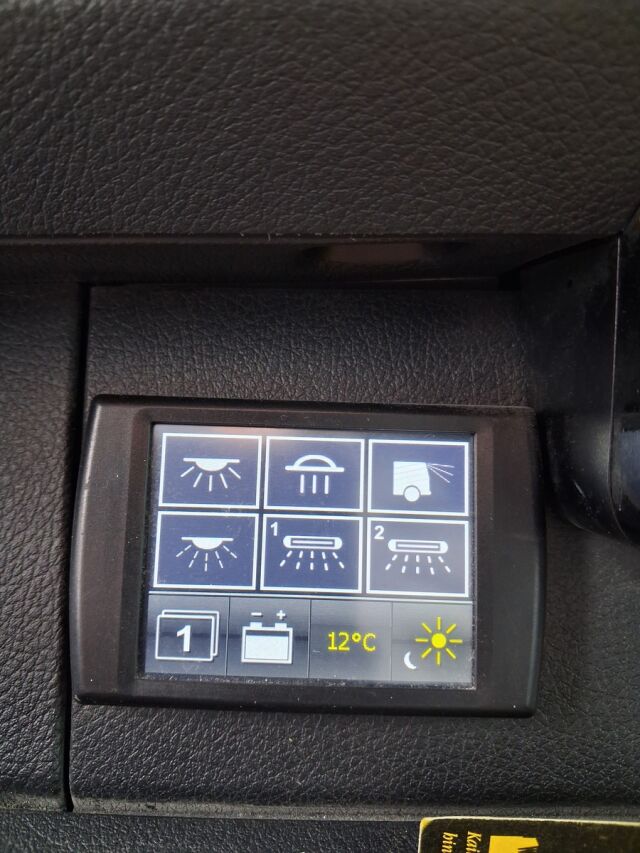 Mercedes-Benz Sprinter 2023 317CDI RWD-3,5/37 KB keskipitkä A2 A Tamlans 1+8 Esteetön/12 koulululaispaikkaa/Invahissi/Sis. Alv
