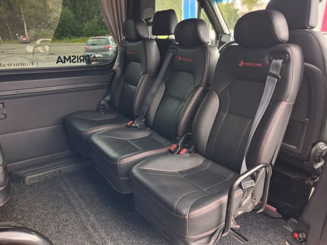Mercedes-Benz Sprinter 2023 317CDI RWD-3,5/37 KB keskipitkä A2 A Tamlans 1+8 Esteetön/12 koulululaispaikkaa/Invahissi/Sis. Alv