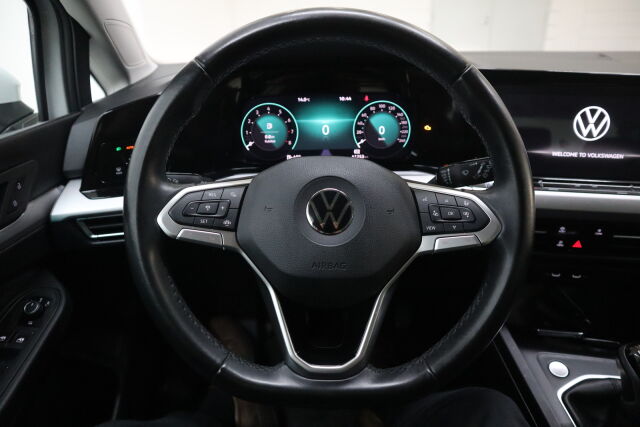VOLKSWAGEN Golf 2023 Comfort 1,0 TSI 81 kW